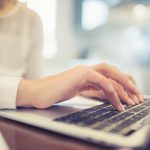 Tips Cara Memilih Jasa Penulis Artikel Manado Terbaik Profesional - Chanelify Digital Agency